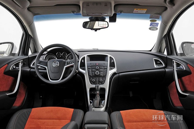 2014款 1.6L 自動 時(shí)尚運(yùn)動型