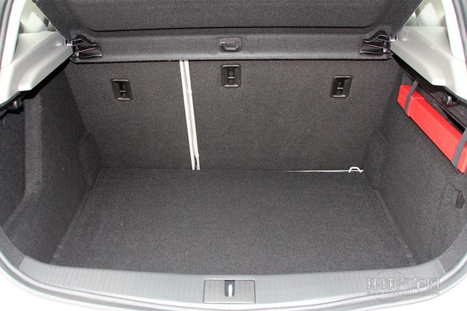 2014款 1.6L 手動(dòng) 進(jìn)取型