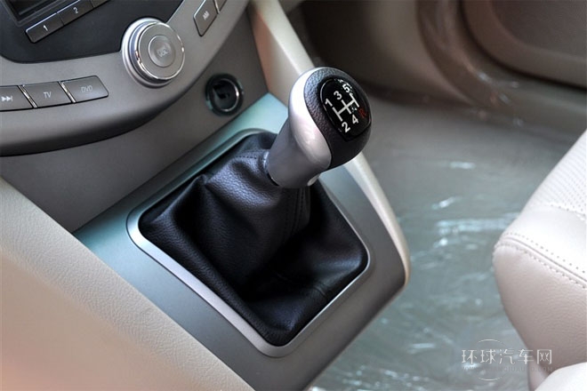 2013款 勁悅版 2.0L 手動尊貴型