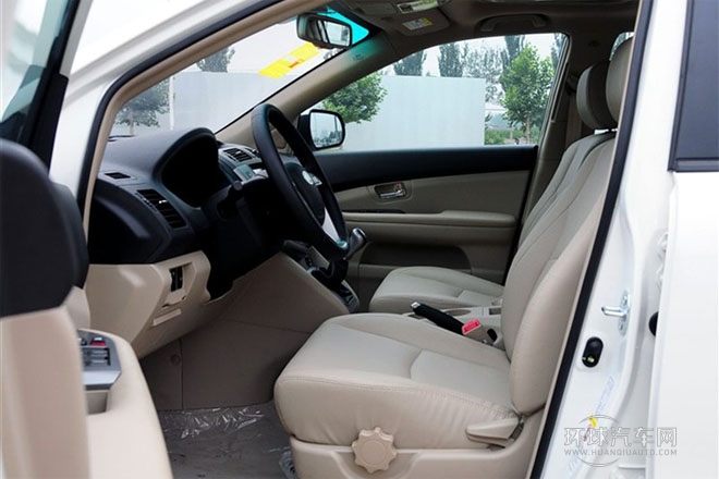 2013款 勁悅版 2.0L 手動尊貴型