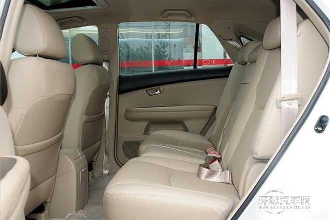 2013款 勁悅版 2.0L 手動尊貴型