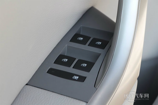 2014款 1.6L 手動 舒適版