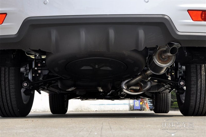 2013款 勁悅版 2.0L 手動尊貴型