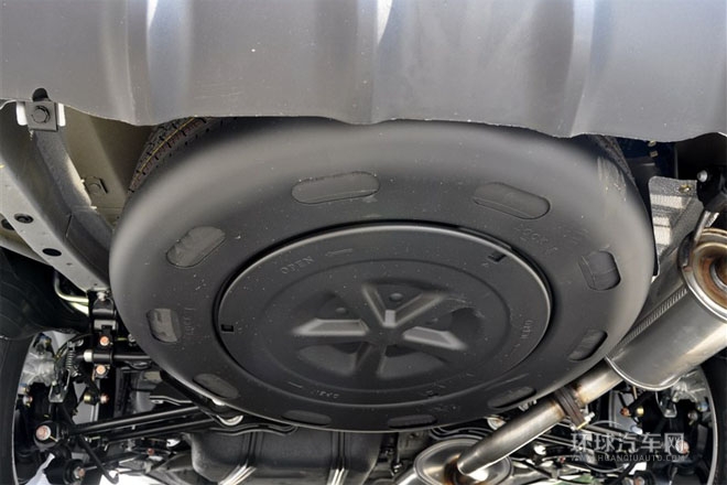 2013款 勁悅版 2.0L 手動尊貴型