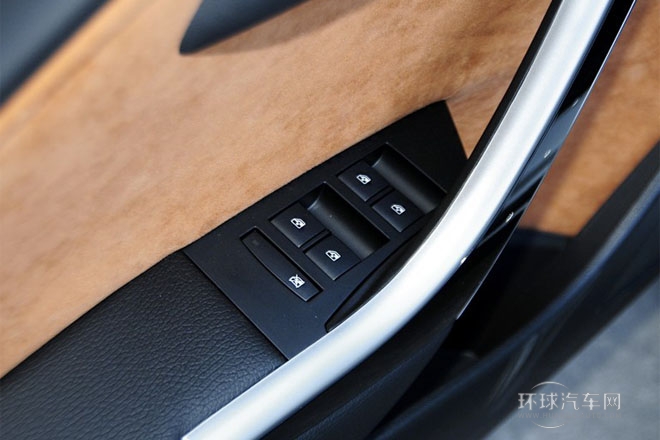 2014款 1.6L 自動 時尚型