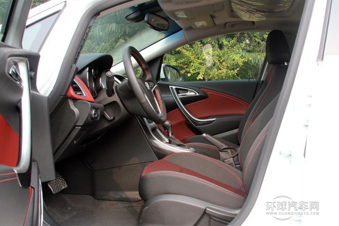 2013款 1.6T 自動(dòng) 新銳運(yùn)動(dòng)型