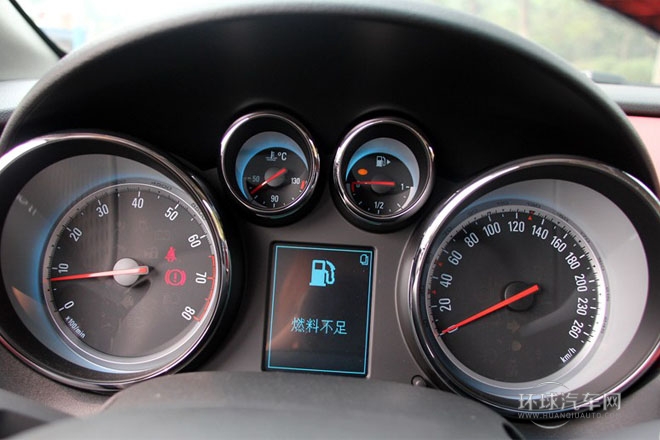 2013款 1.6T 自動 新銳運動型