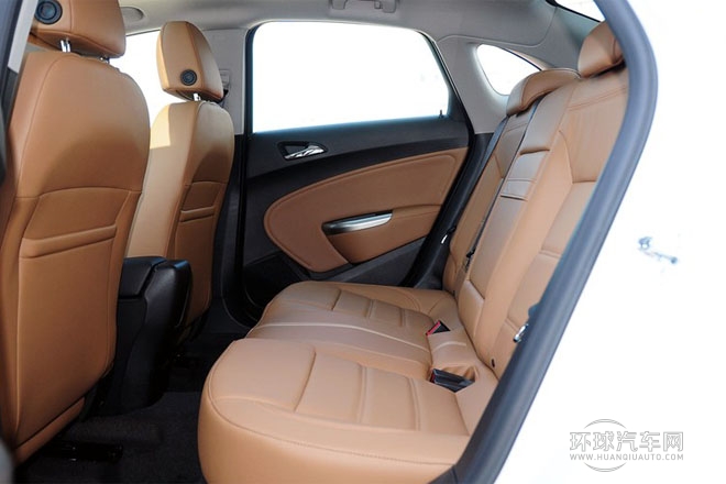 2013款 1.6T 自動 時尚運動型