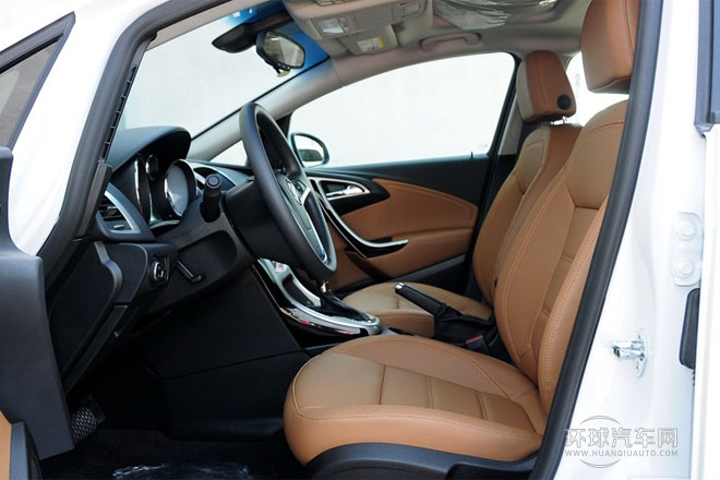 2013款 1.6T 自動 時尚運動型