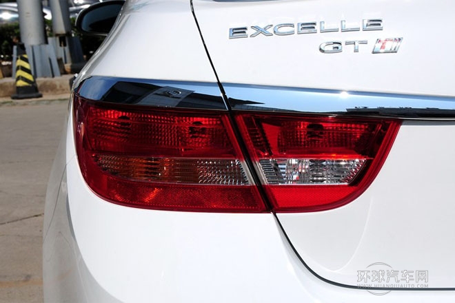 2013款 1.6T 自動 時尚運動型