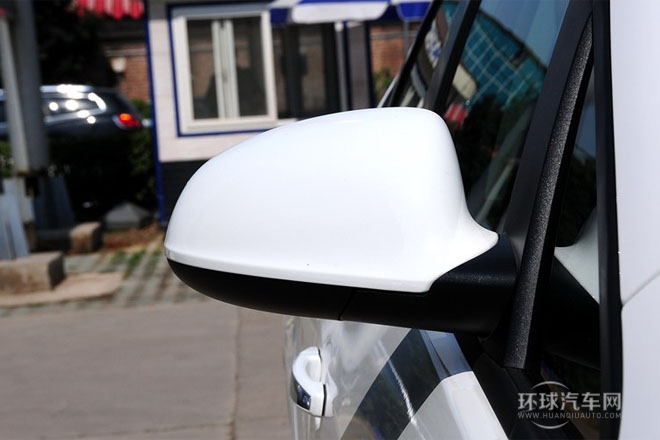 2013款 1.6T 自動 時尚運動型