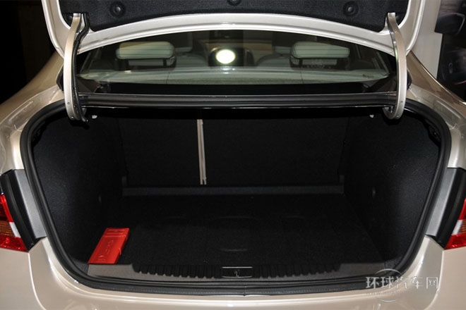 2013款 1.6L 手動 進取型