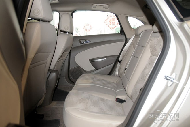 2013款 1.6L 手動(dòng) 進(jìn)取型