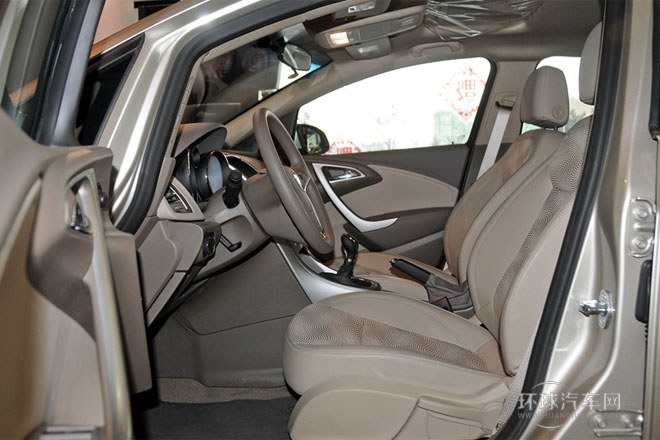 2013款 1.6L 手動 進取型