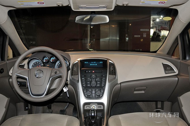 2013款 1.6L 手動 進(jìn)取型