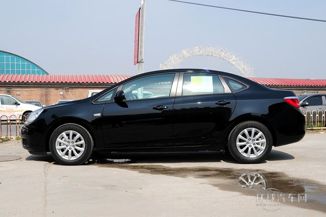 2013款 1.6L 手動 舒適版