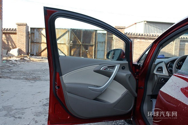 2013款 1.6L 自動 舒適版