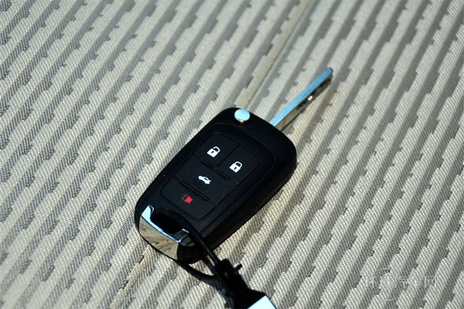 2014款 2.0L 自動 領先時尚型