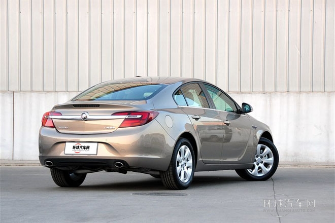 2014款 2.0L 自動 領先時尚型