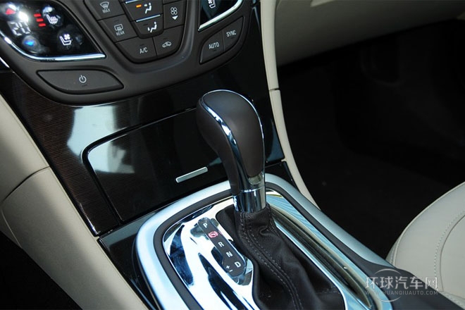 2014款 2.4L SIDI豪華時(shí)尚型