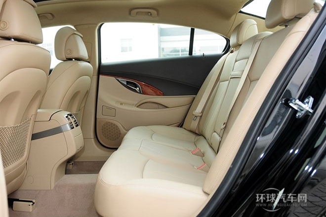 2012款 2.4L SIDI豪雅版