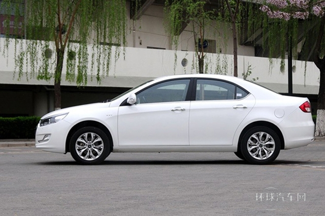 2014款 1.5L 手動尊貴型