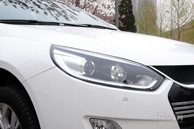 2014款 1.5L 手動尊貴型