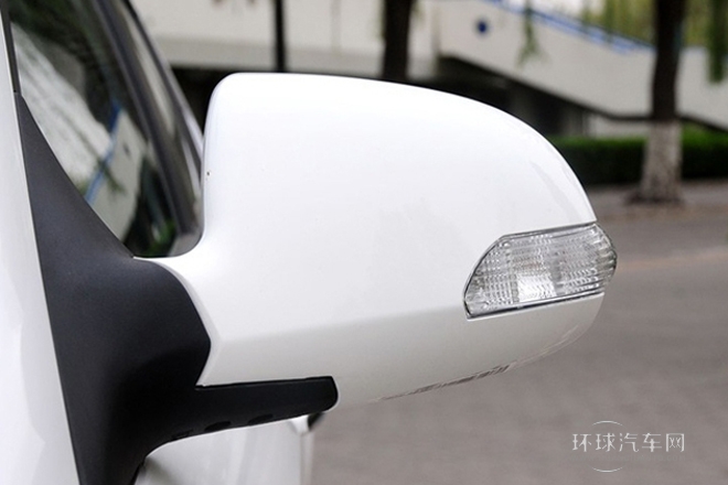 2014款 1.5L 手動尊貴型