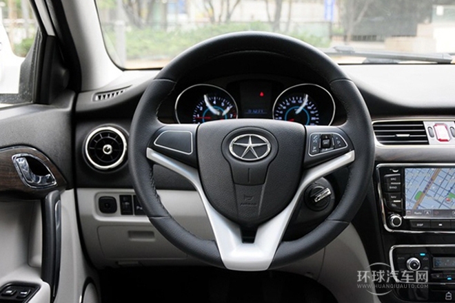 2014款 1.5L 手動尊貴型