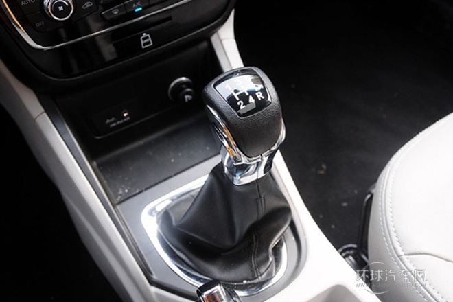 2014款 1.5L 手動尊貴型