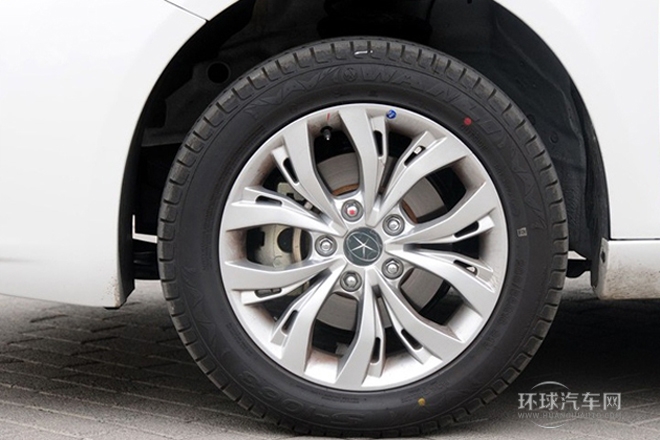 2014款 1.5L 手動(dòng)尊貴型