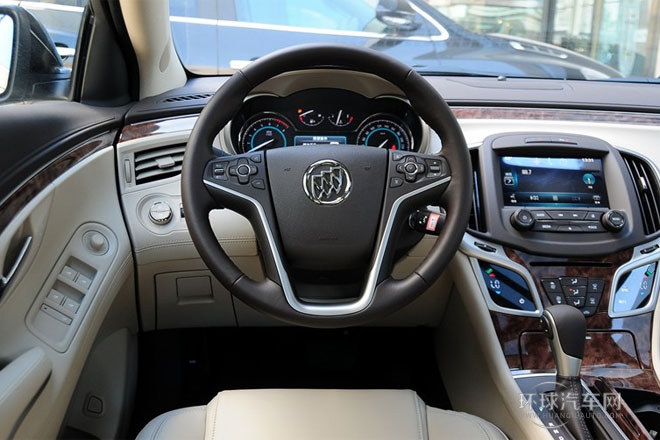 2013款 2.0T SIDI 技術(shù)型