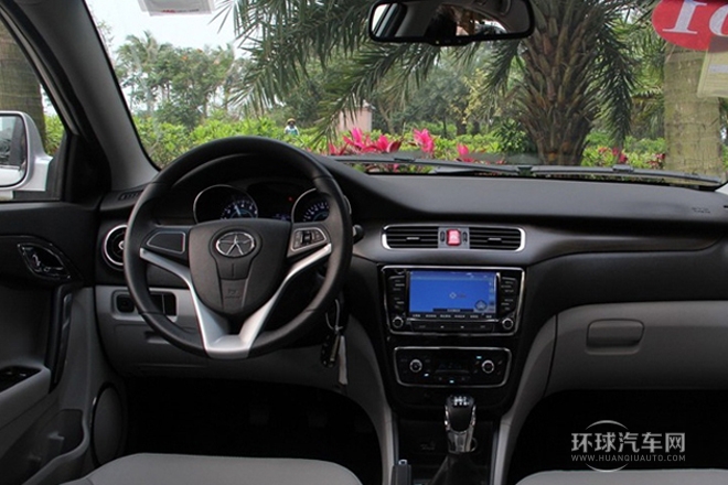 2014款 1.8L 自動尊逸型