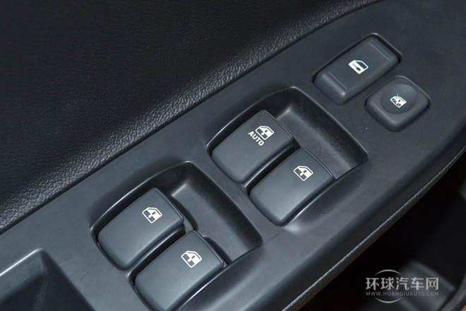 2014款 1.3L 手動豪華型