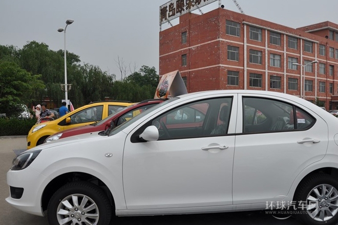 2014款 1.3L 手動(dòng)舒適型