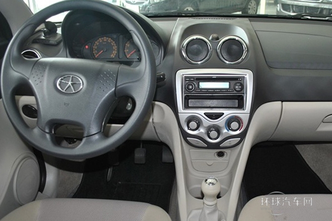 2014款 1.3L 手動(dòng)尊貴型