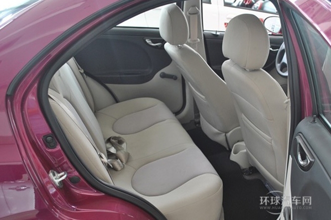 2014款 1.3L 手動尊貴型