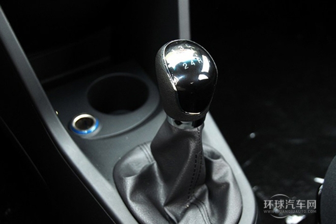 2014款 CROSS 1.3L 手動(dòng)豪華型