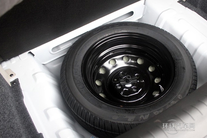 2014款 CROSS 1.3L 手動舒適型