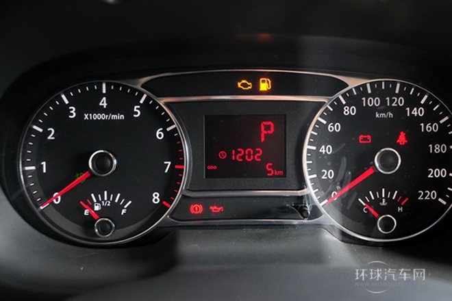 2013款 1.5L CVT豪華型