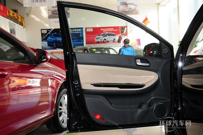 2013款 1.5L CVT豪華型