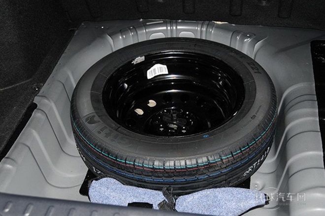 2013款 1.5L CVT豪華型