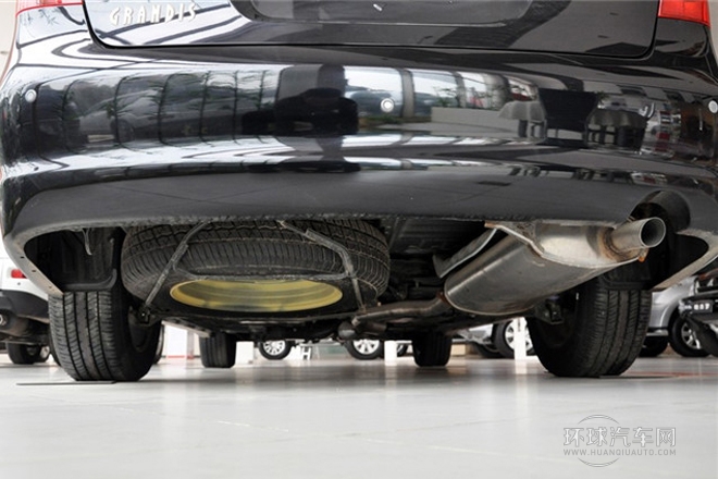 2009款 2.4 七座舒適版