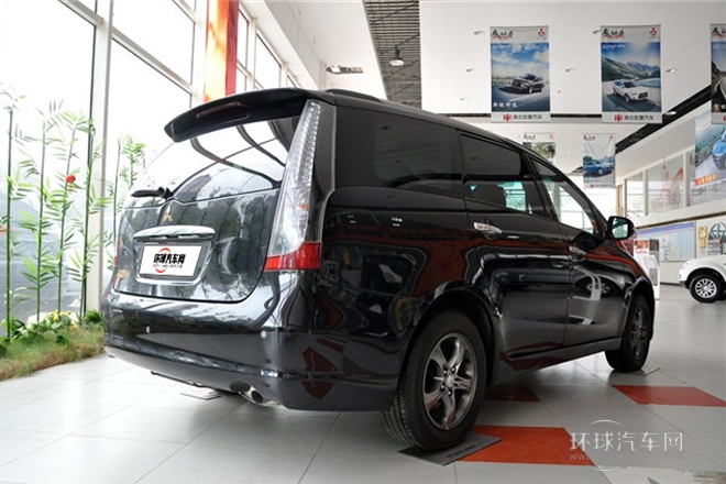 2009款 2.4 七座舒適版