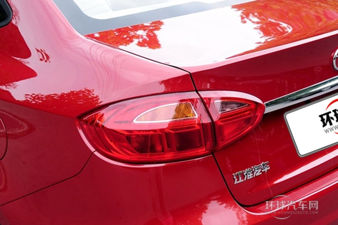 2013款 1.5L 手動豪華型