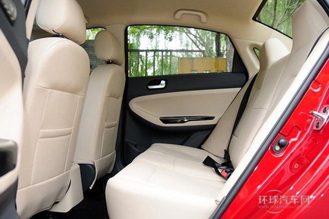 2013款 1.5L 手動豪華型