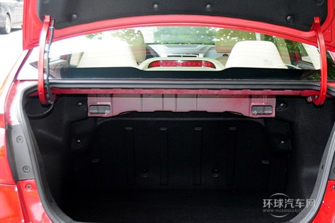 2013款 1.5L 手動豪華型