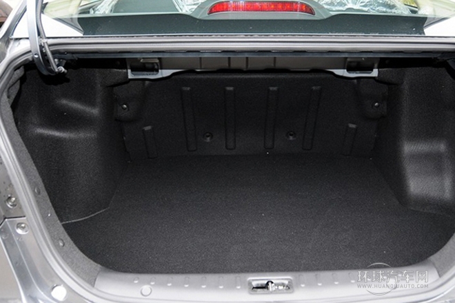 2013款 1.5L 手動(dòng)舒適型