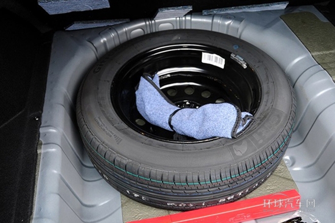 2013款 1.5L 手動舒適型