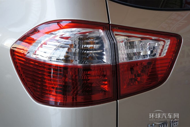 2013款 勁悅版 2.4L 手動精英型